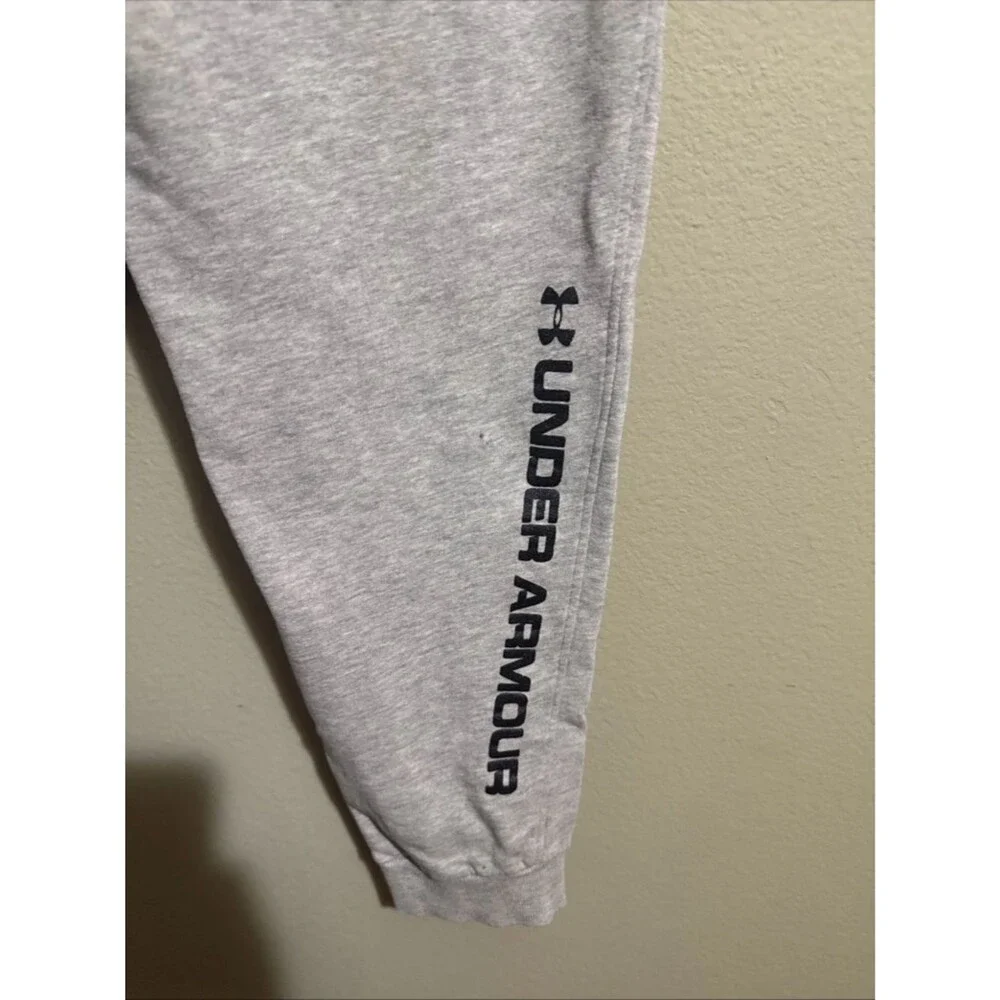 Under Armour ColdGear Mens Pants Gray Loose Fit Joggers Sweats Size Medium